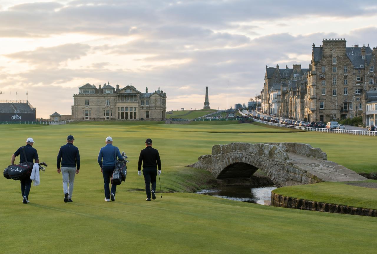 Golfare på The Old Course, St Andrews